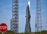 Blue Origin Sukses Luncurkan Misi NASA ke Mars Setelah Penundaan Mendadak