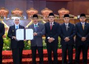 APBD Jatim 2026 Resmi Disetujui, Gubernur Khofifah Pastikan Jalankan Program Prioritas di Tengah Dinamika Kebijakan Fiskal Nasional