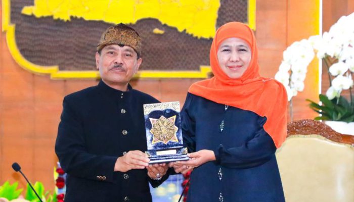 Gubernur Khofifah Inisiasi Perda Masyarakat Adat, Perkuat Perlindungan hingga Dorong Ekonomi Kawasan Bromo