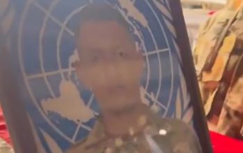 Tiga Prajurit TNI Gugur, Dilepas dengan Penghormatan Militer Penuh Haru