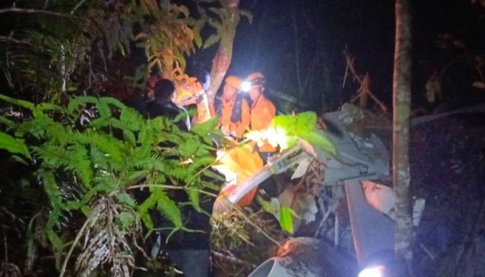 Ekor Helikopter Ditemukan, Pencarian Korban di Sekadau Dipercepat