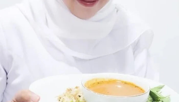 Pecel Jatim Tembus Peringkat 7 Salad Terbaik Dunia, Gubernur Khofifah Ajak Generasi Muda Bangga Kuliner Lokal
