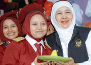 Gubernur Jatim Bangga Siswa SRMP 15 Mojokerto Fasih Pidato Lima Bahasa Saat Hardiknas