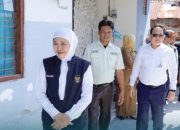 Gubernur Khofifah Tinjau Langsung Hasil Bedah Rumah Tenaga Keamanan SMAN 2 Surabaya, Wujud Kepedulian terhadap Kesejahteraan dan Hunian Layak bagi Insan Pendidikan Jatim