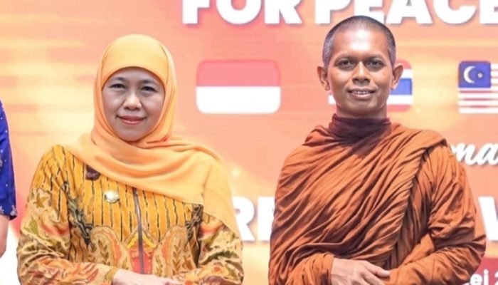 Gubernur     Khofifah Indar Parawansa Sambut Bhikkhu Lintas Negara, Ajak Perkuat Toleransi Lewat Walk for Peace 2026