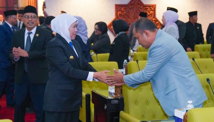 Gubernur Khofifah Sampaikan Nota Keuangan Raperda Pertanggungjawaban APBD Jatim 2025, Paparkan Realisasi Pendapatan 104,6% dan Berhasil Pertahankan WTP 11 Tahun Berturut-Turut