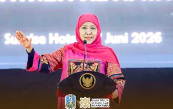 Gubernur Khofifah Hadiri _Haflah Ikhtitamiddurus_ Pondok Pesantren Al-Amin Mojokerto, Pesankan Pentingnya Maksimalkan Kerja Produktif Diimbangi Religiusitas Agar Sukses dan Berkah