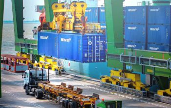 Terminal Teluk Lamong Bukukan Pertumbuhan 13 Persen, Jawa Timur Semakin Siap Menjadi Pusat Logistik Internasional