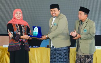 Gubernur Khofifah Orasi Ilmiah di Wisuda _Ma’had Aly_ Nurul Cholil Bangkalan, Tegaskan Jawa Timur Gudangnya Ulama’ dan Dorong Gerakan _Tafaqquh Fiddin_ Dari Berbagai Profesi