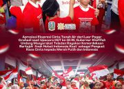 Apresiasi Ekspresi Cinta Tanah Air dari Luar Pagar Grahadi saat Upacara HUT ke-81 RI, Gubernur Khofifah Undang Rayakan Kemerdekaan Bertajuk “Anak Hebat Indonesia Kuat