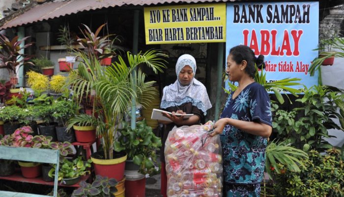 Program Pisang Danor Jadi Strategi Surabaya Kurangi Sampah dan Tekan Biaya TPA