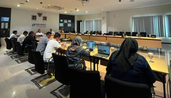 Green Port Terminal Teluk Lamong: Elektrifikasi hingga Kolaborasi BRIN Jadi Sorotan Kemenhub