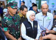 Gubernur Khofifah Jenguk Santri Diduga Korban Keracunan di RSI Siti Hajar Sidoarjo, Doakan Segera Pulih dan Sehat Kembali , Ajak Semua Pihak Melakukan Evaluasi dan Berbenah untuk Implementasi Tata Kelola MBG Yang Lebih Baik