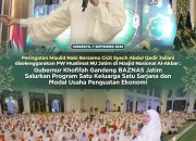 Maulid Nabi di Masjid Al-Akbar, Gubernur Khofifah Salurkan Bantuan Pendidikan dan Modal Usaha