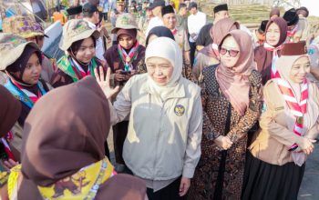 Gubernur Khofifah Tanam 1.000 Pohon di Pesantren An Nur 2 Malang Bersama Santri Pramuka PPSN VI 2026, Gelorakan Semangat Cinta Lingkungan dan Sedekah Oksigen