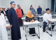 Gubernur Khofifah Dampingi Wapres Gibran Tinjau Pembelajaran Artificial intelligence di Pesantren Dalwa Pasuruan, Dorong Inovasi dan Pengembangan Critical Thinking untuk Jawab Tantangan Zaman